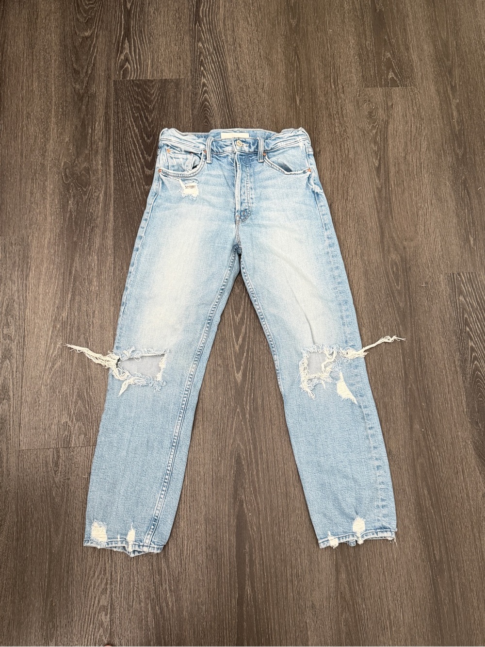 MOTHER The Tomcat Light Blue Distressed Boyfriend Jeans Size 27